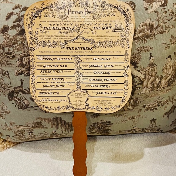 F7-Vintage Pittypat's Porch Atlanta Menu Hand Fan - Picture 1 of 9